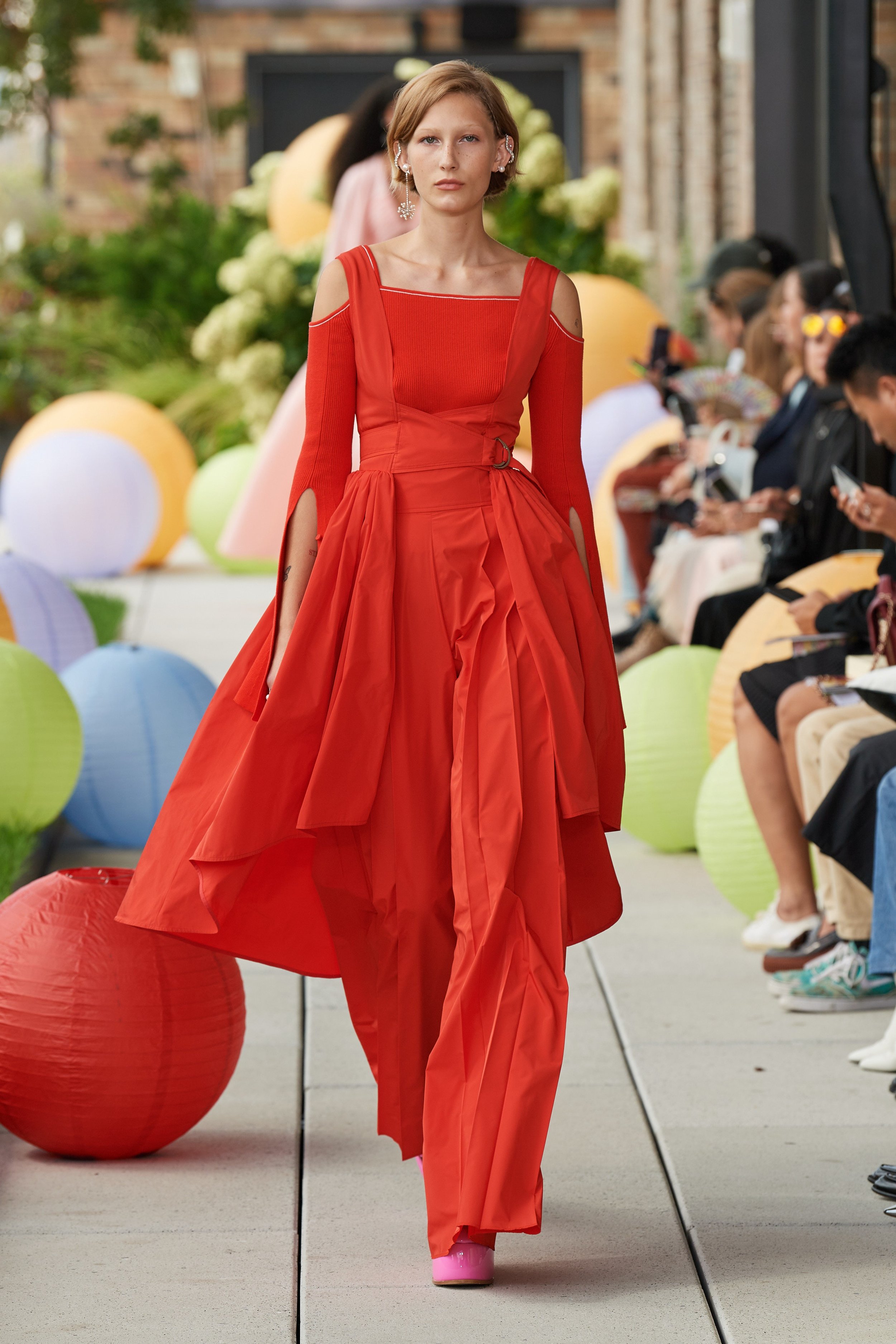 Today new top fashion dresses